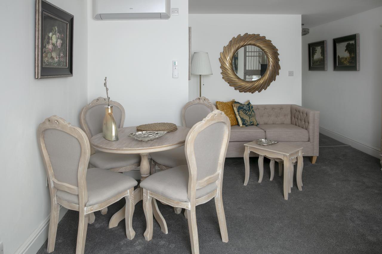 River Court Apartments Lets CBG Buitenkant foto