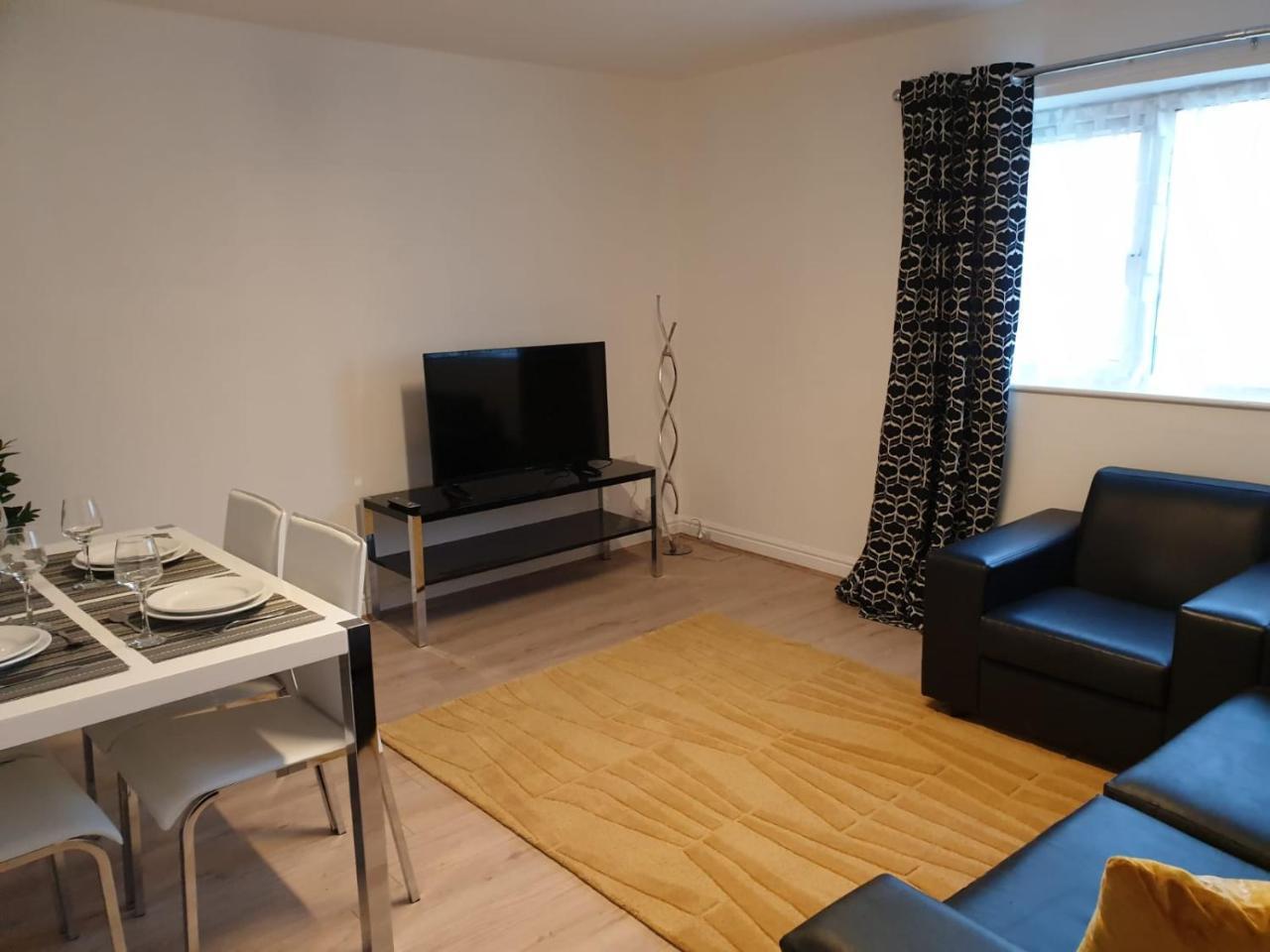 River Court Apartments Lets CBG Buitenkant foto
